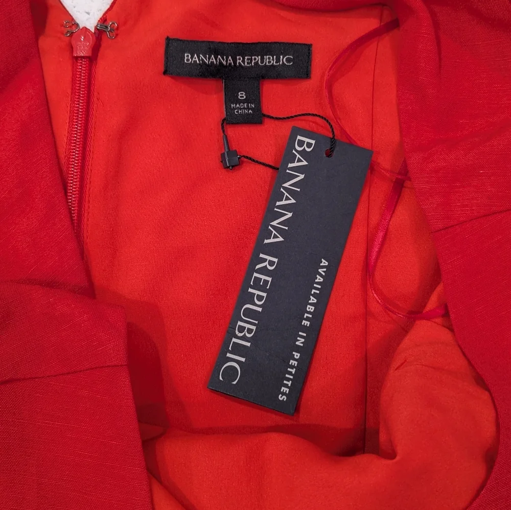 NWT Banana Republic Red Linen Blend Romper Shorts Size 8 Pockets Minimalist Chic